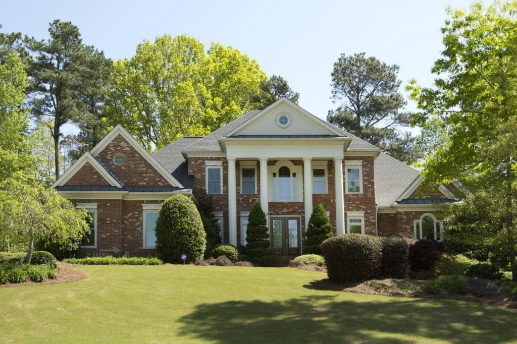 4 bedroom, 3,723 sq ft single family residence sold at 107 Sturbridge Pines Lane, Canton, GA 30115
