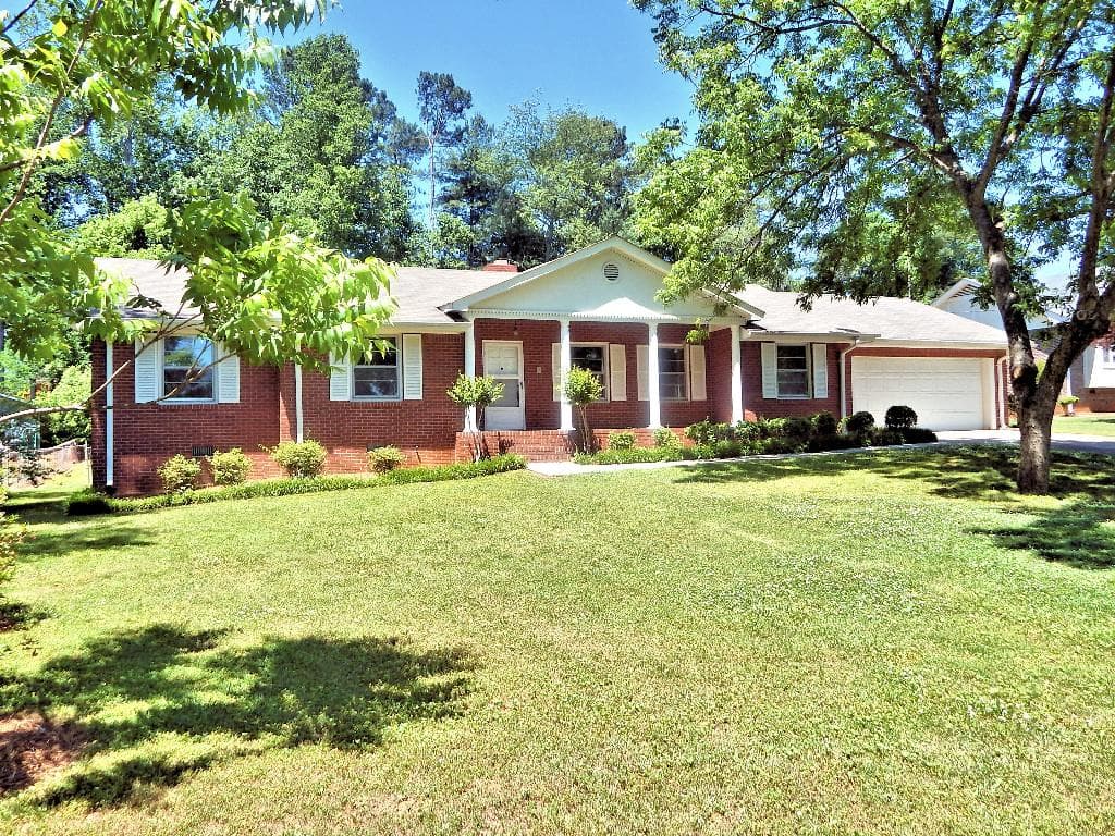 3 bedroom, 1,770 sq ft single family residence sold at 317 Highview Drive, Smyrna, GA 30082