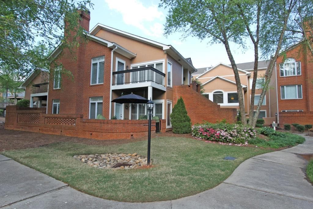 5618 Brooke Ridge Drive 5618, Dunwoody, GA 30338 — most recent listing photo