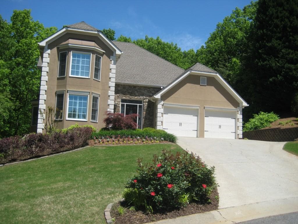 5 bedroom single family residence sold at 4709 Claridge Way, Marietta, GA 30067