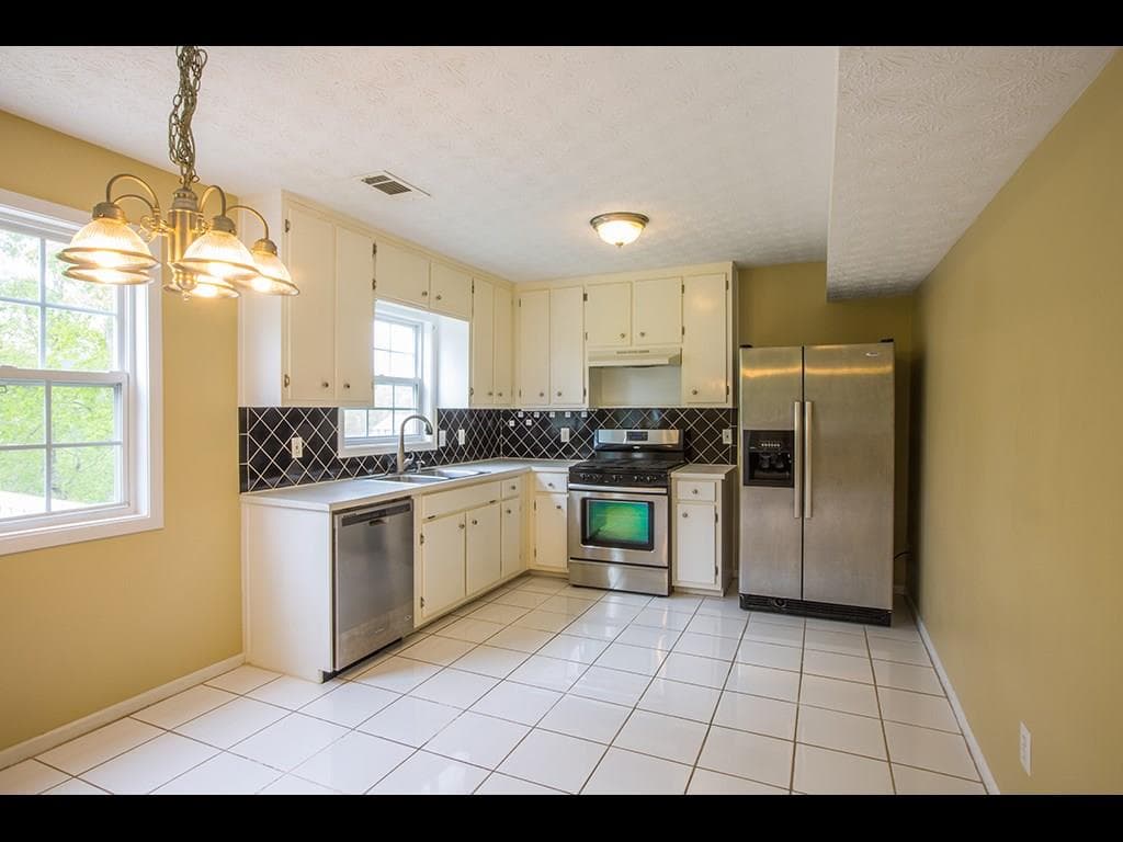 602 Cherokee Trace, Canton, GA 30115 — most recent listing photo