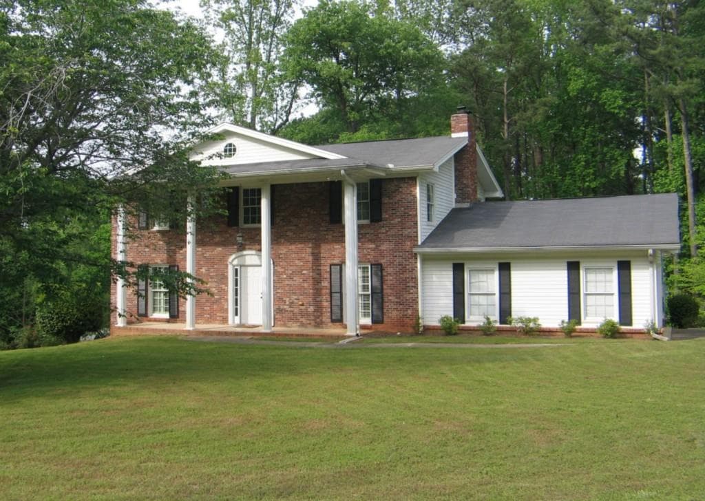 2283 Stratmor Drive, Stone Mountain, GA 30087 — most recent listing photo