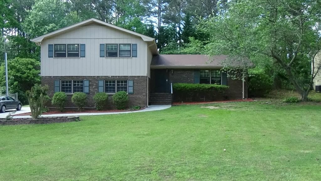 1666 Straw Valley Road, Lawrenceville, GA 30043 — most recent listing photo