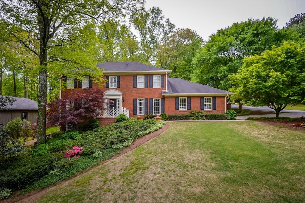 381 Willow Glenn Drive, Marietta, GA 30068 — most recent listing photo