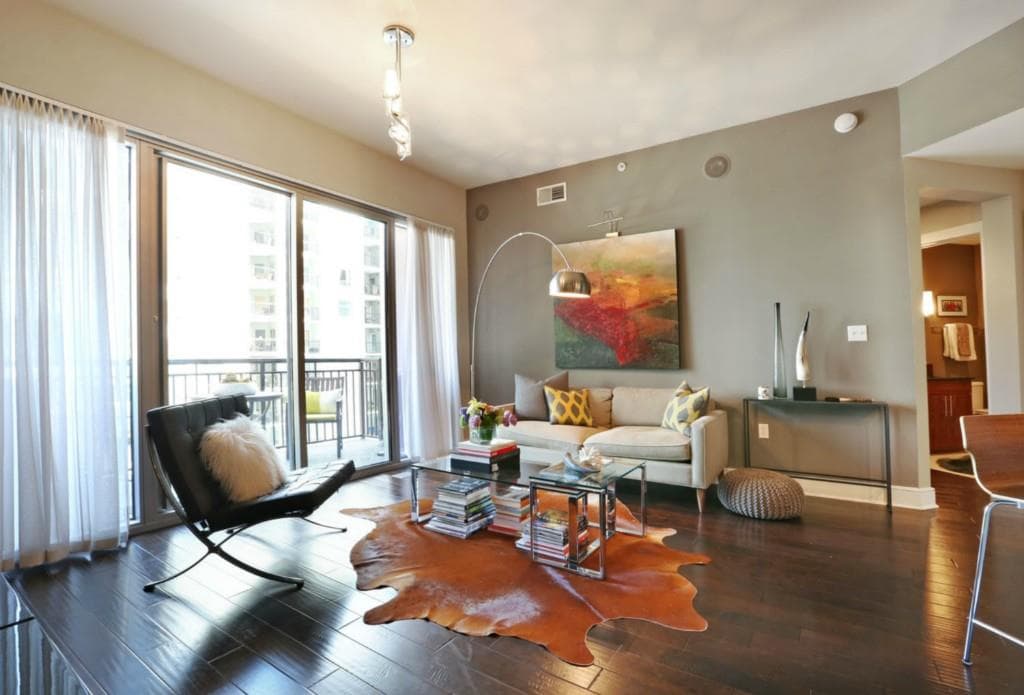 2 bedroom, 1,329 sq ft condominium sold at 222 12th Street 708, Atlanta, GA 30309