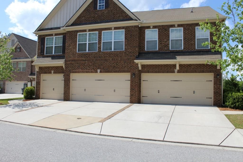 805 Pleasant Hill Road 222, Lilburn, GA 30047 — most recent listing photo