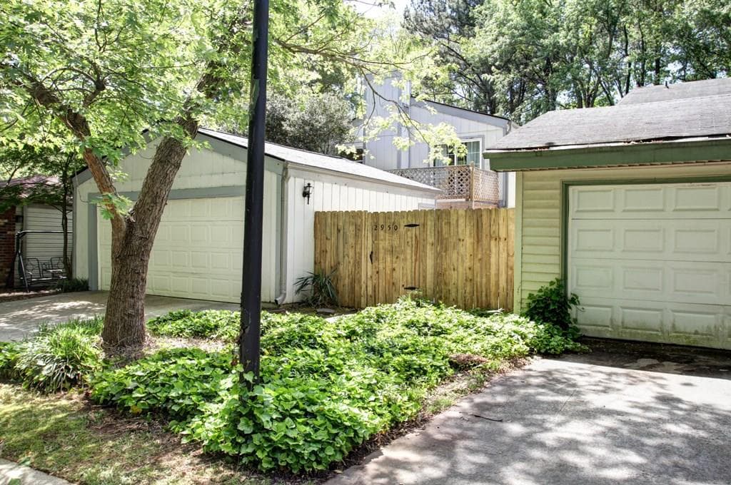 2950 Chipmunk Trail, Marietta, GA 30067 — most recent listing photo