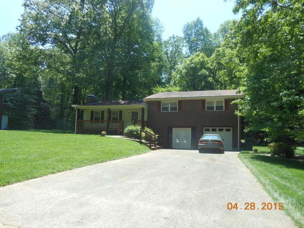4 bedroom, 1,917 sq ft single family residence sold at 6694 Redwood Drive, Douglasville, GA 30133
