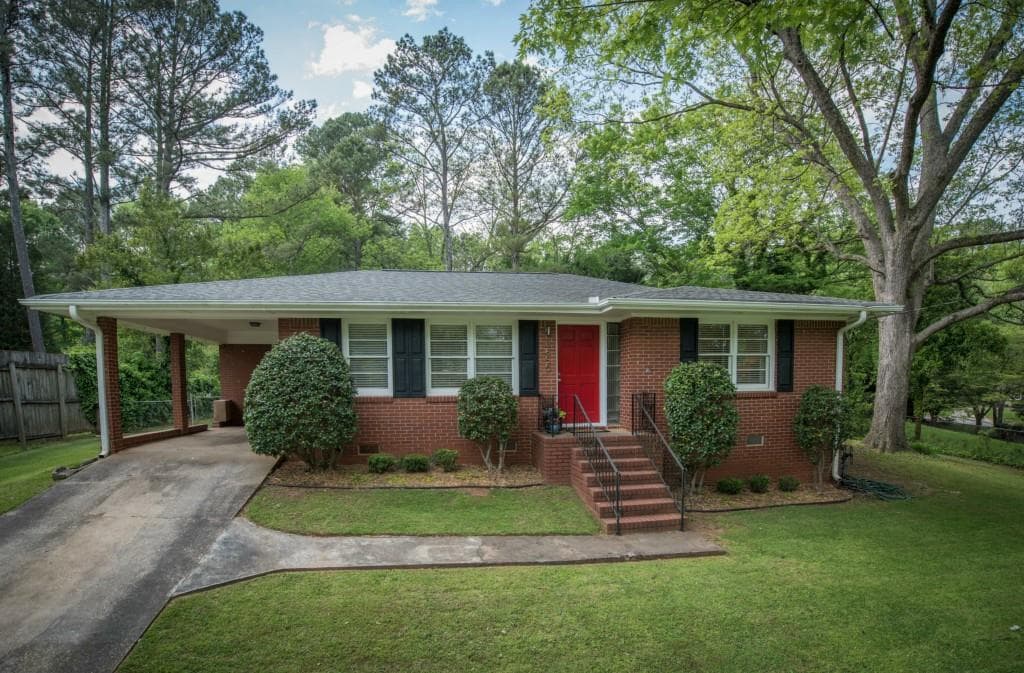 2 bedroom, 1,110 sq ft single family residence sold at 3650 Ashwood Drive, Smyrna, GA 30080