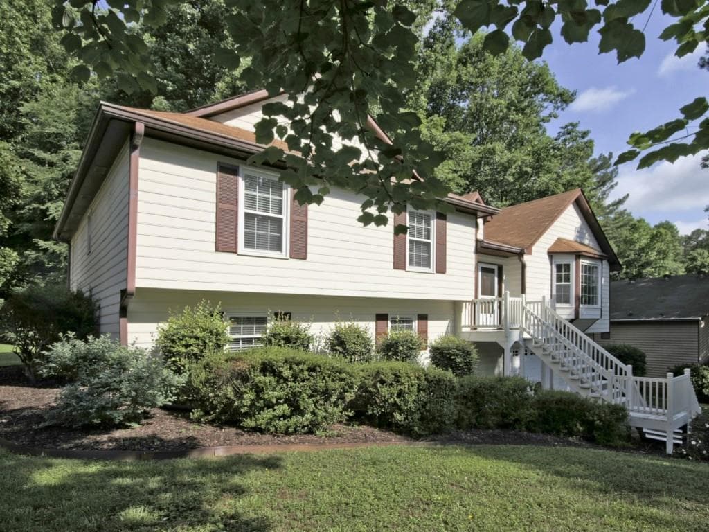 3301 Harrow Court, Marietta, GA 30060 — most recent listing photo