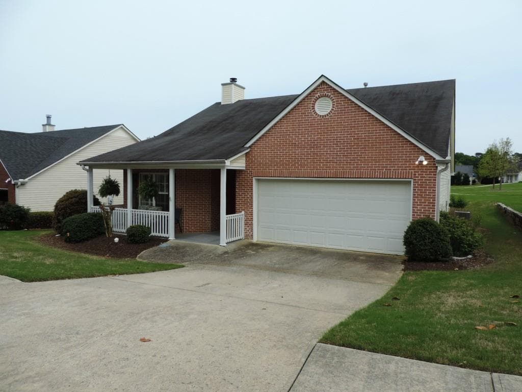 2 bedroom, 1,560 sq ft single family residence sold at 722 Jacoby Drive, Loganville, GA 30052