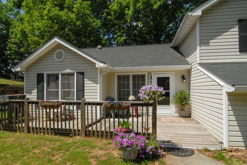 2206 Arbor Forest Trail, Marietta, GA 30064 — most recent listing photo