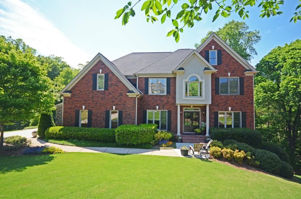 5 bedroom single family residence sold at 540 Eden Close Court, Roswell, GA 30075