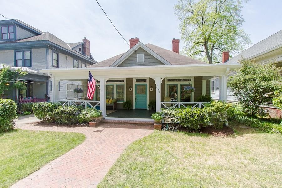 3 bedroom, 1,944 sq ft single family residence sold at 1105 COLQUITT Avenue, Atlanta, GA 30307