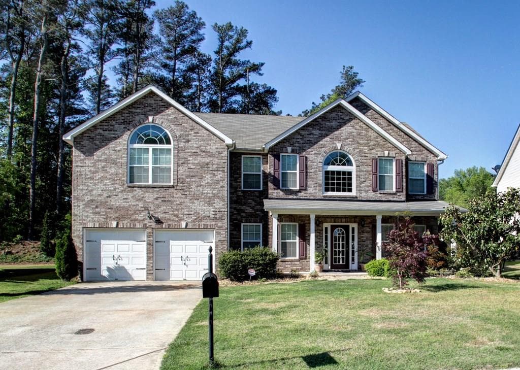 4550 Carver Court, Cumming, GA 30040 — most recent listing photo