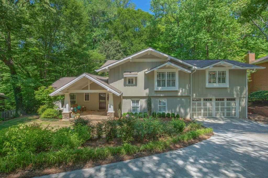 5 bedroom single family residence sold at 4485 Glengary Drive, Atlanta, GA 30342