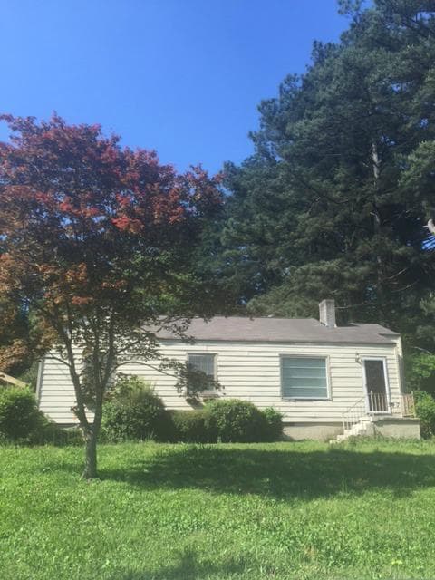 3 bedroom single family residence sold at 567 Parkway Drive, Hapeville, GA 30354