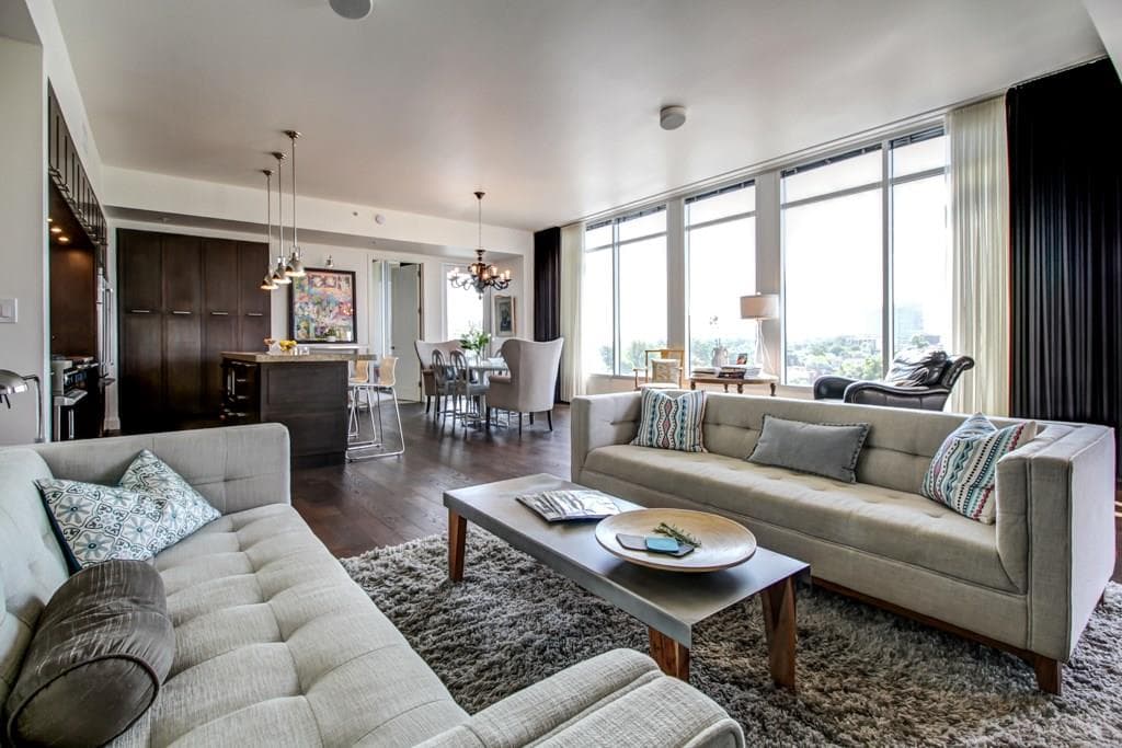 2 bedroom, 1,889 sq ft condominium sold at 1820 Peachtree Street 812, Atlanta, GA 30309