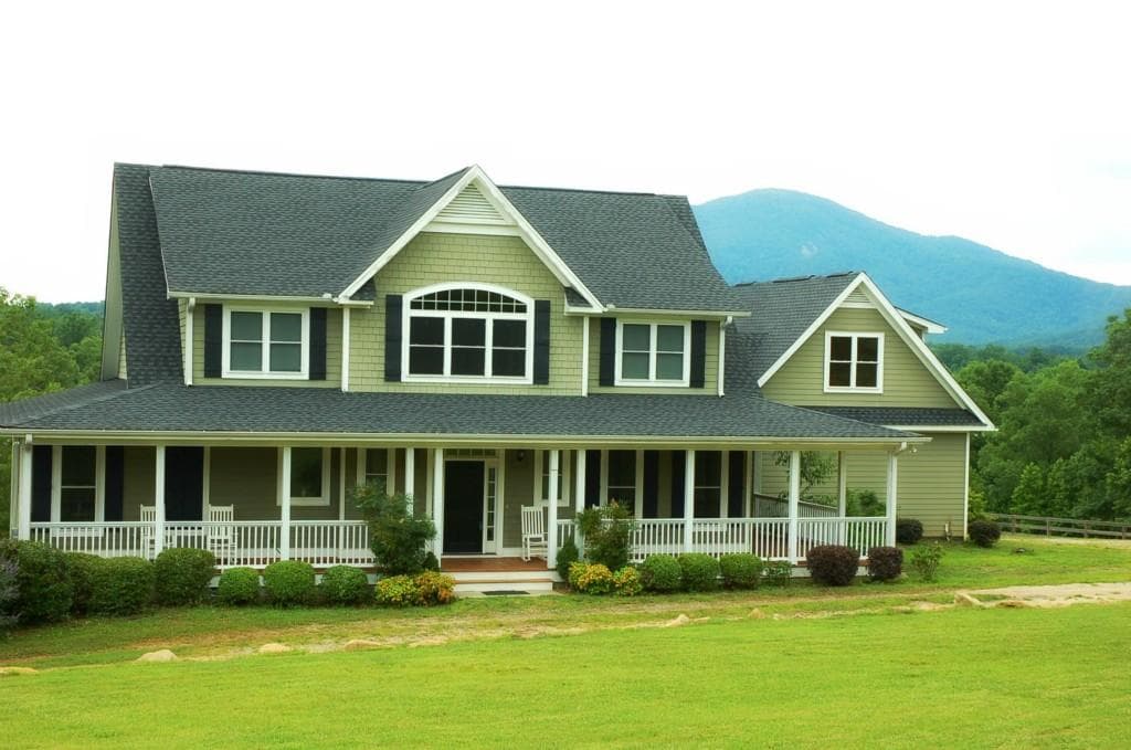 5 bedroom single family residence sold at 274 Windy Knoll Lane, Cleveland, GA 30528