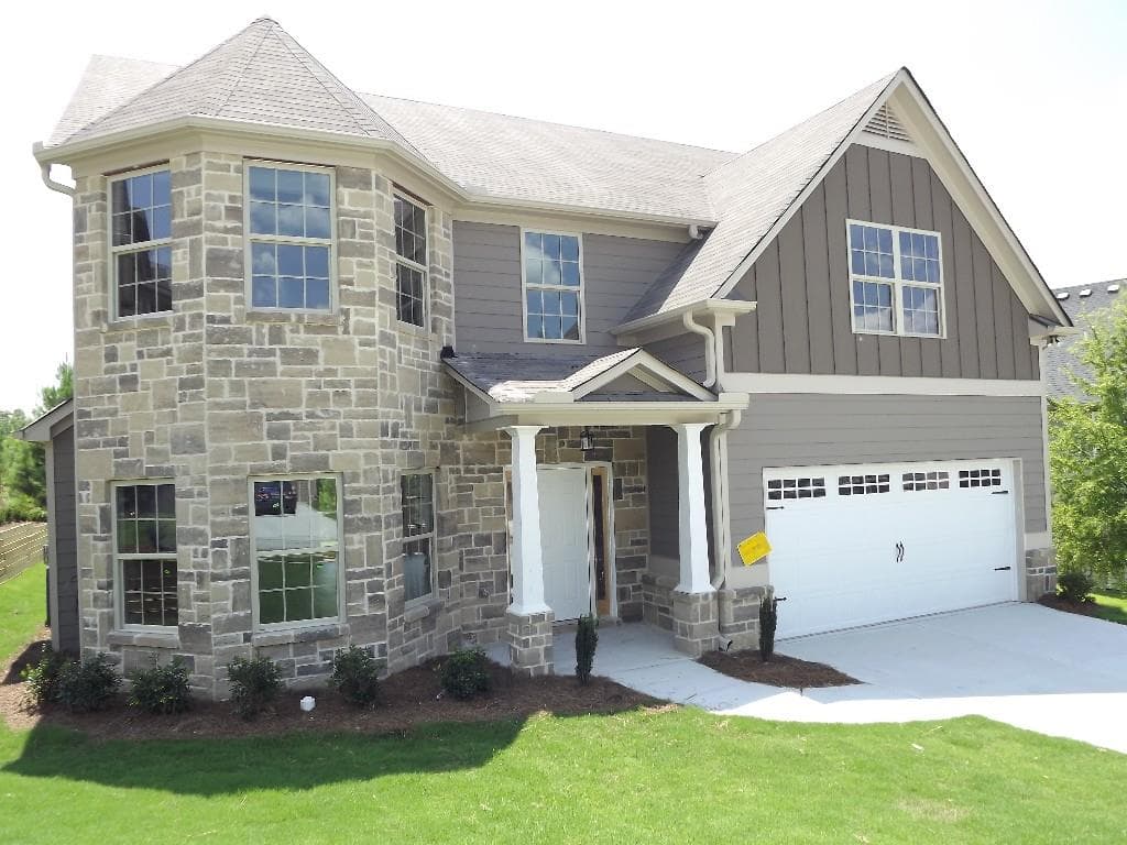 5 bedroom, 2,650 sq ft single family residence sold at 2108 Juniper Ives Court, Grayson, GA 30017