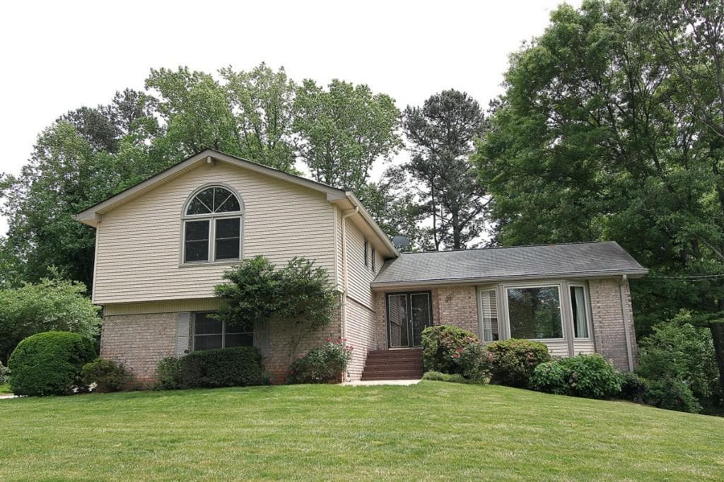 1511 Carnaby Court, Dunwoody, GA 30338 — most recent listing photo