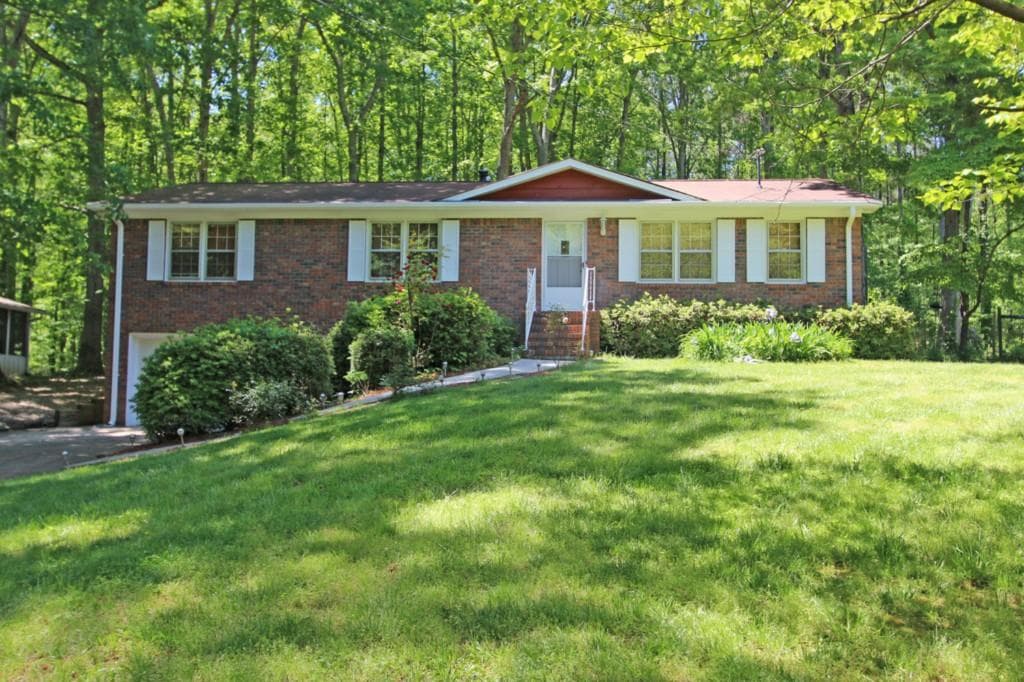 675 TEAGUE Drive, Kennesaw, GA 30152 — most recent listing photo