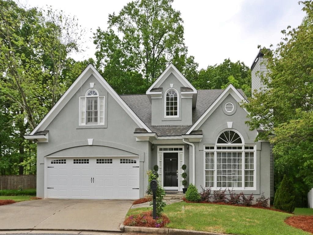 4 bedroom, 3,313 sq ft single family residence sold at 3733 Ashford Point, Atlanta, GA 30319