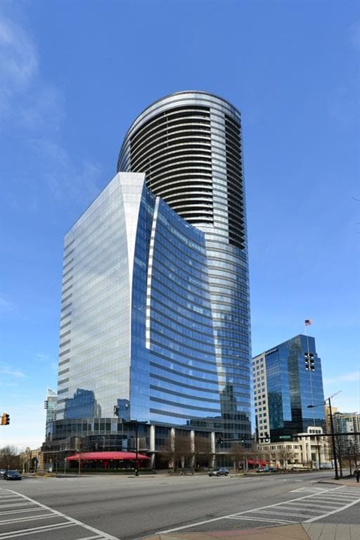 2 bedroom condominium sold at 3344 Peachtree Road 2901, Atlanta, GA 30326