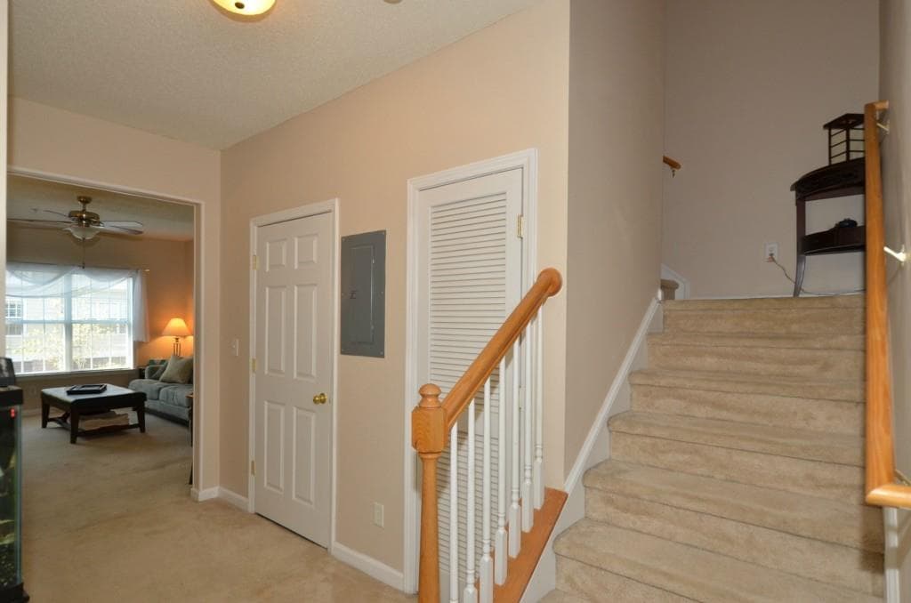 2 bedroom townhouse sold at 5115 Woodland Lane, Alpharetta, GA 30009