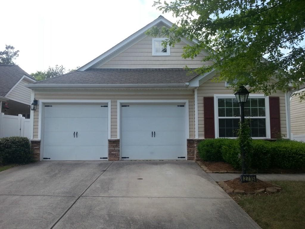 2 bedroom, 1,458 sq ft single family residence sold at 2715 Gateview Court, Cumming, GA 30040