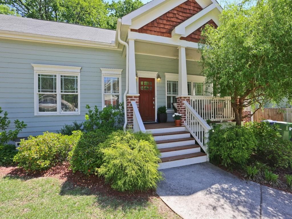 3 bedroom, 1,617 sq ft single family residence sold at 353 Clifford Avenue Avenue, Atlanta, GA 30317