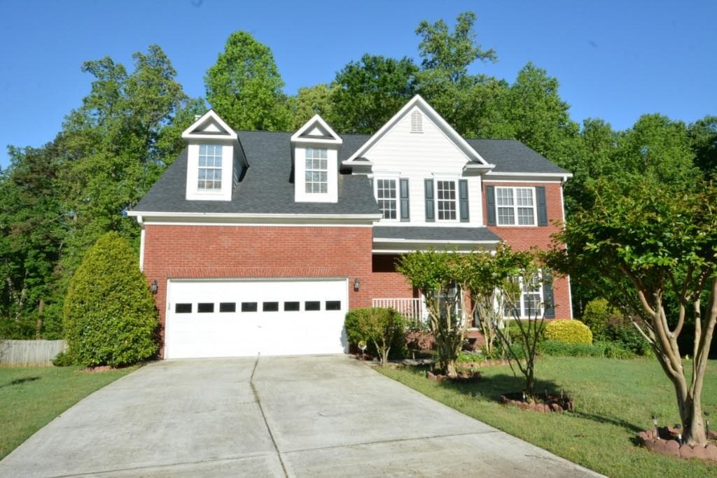 5 bedroom, 3,704 sq ft single family residence sold at 1509 Hampton Hollow Drive, Lawrenceville, GA 30043