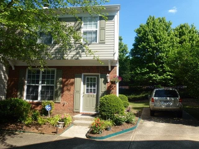 3 bedroom, 1,428 sq ft townhouse sold at 2762 Terrell Trace Drive, Marietta, GA 30067
