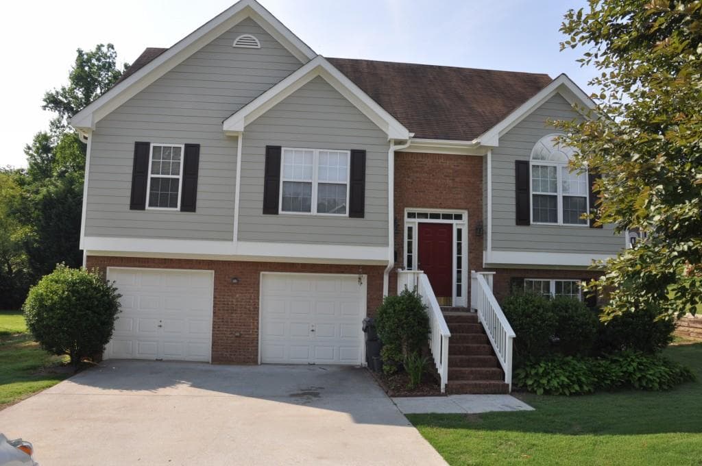 1085 Under Court, Sugar Hill, GA 30518 — most recent listing photo