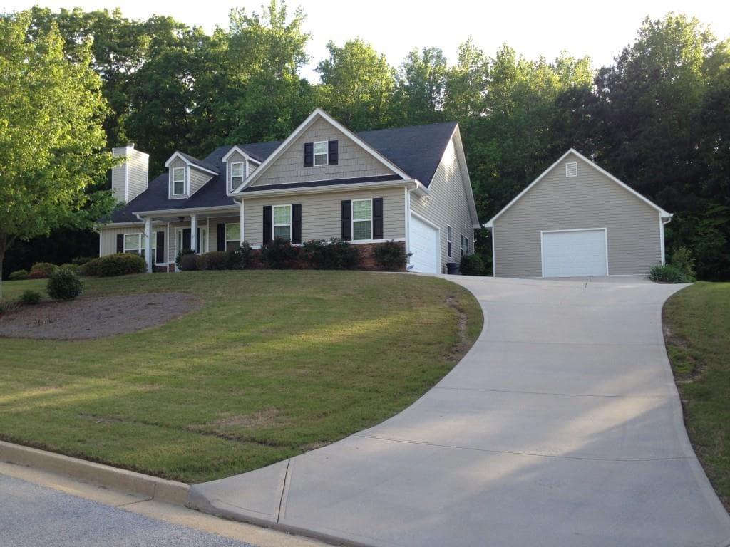 177 CHANDLER RIDGE Drive, Douglasville, GA 30134 — most recent listing photo