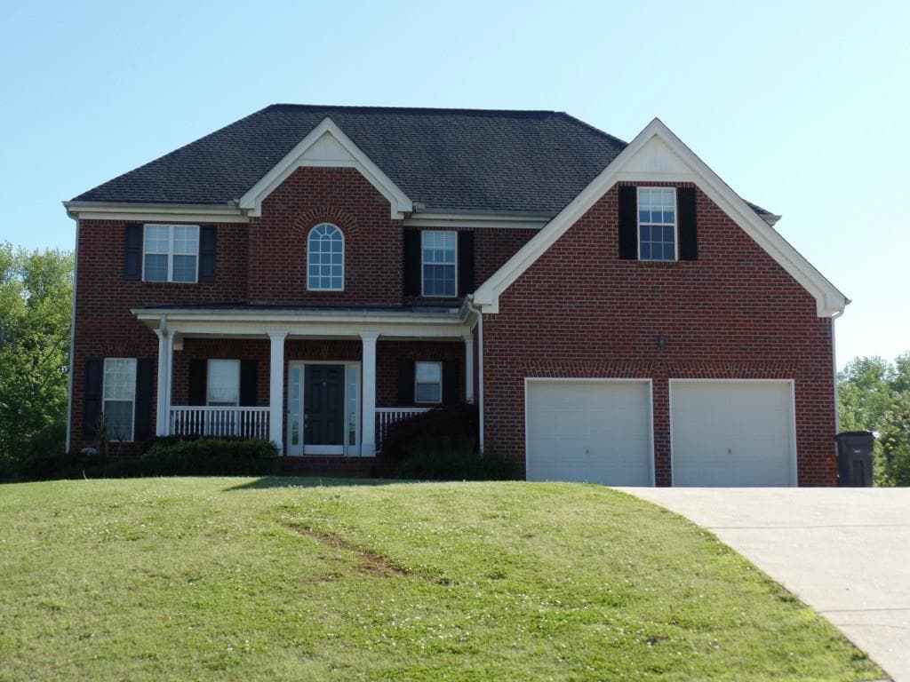 4 bedroom, 2,220 sq ft single family residence sold at 2016 Club Bay Drive, Villa Rica, GA 30180