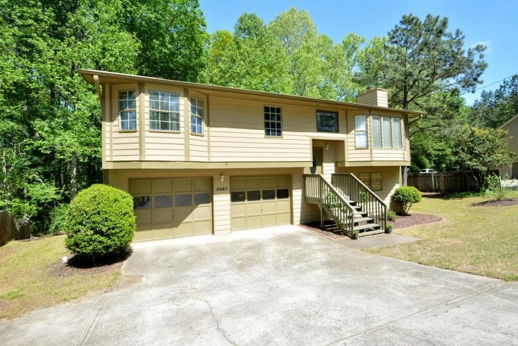 5567 Sycamore Road, Sugar Hill, GA 30518 — most recent listing photo