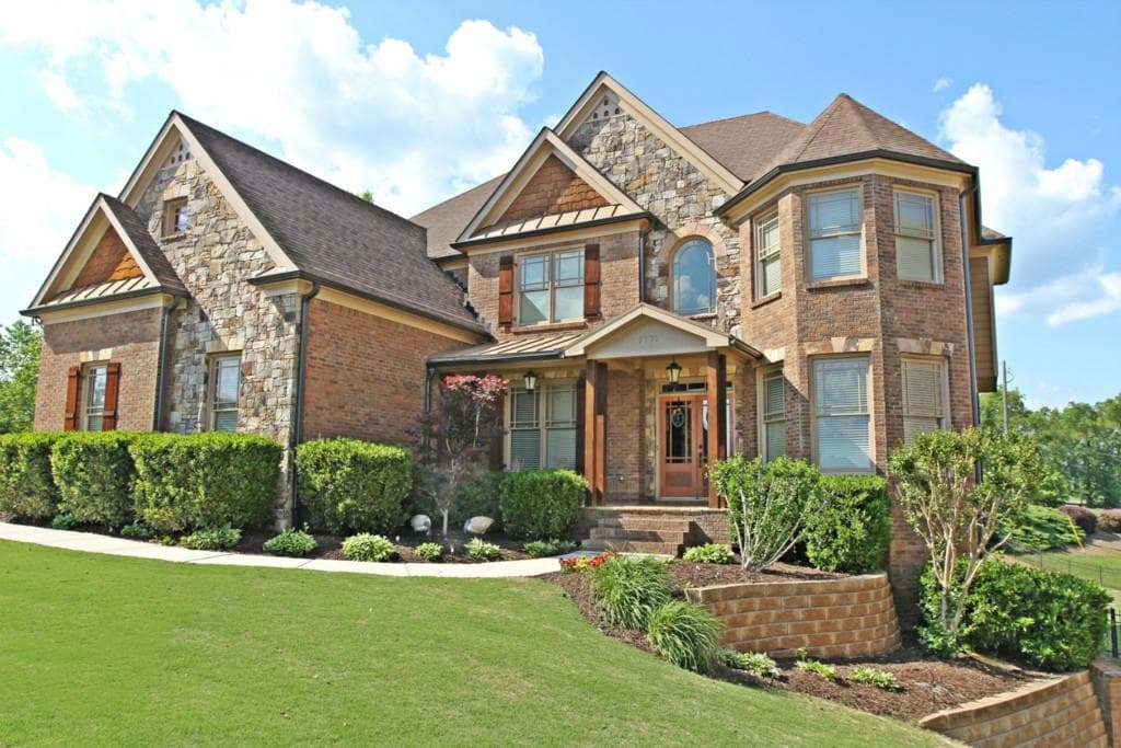 6 bedroom, 4,666 sq ft single family residence sold at 2537 Monta Vista Way, Hoschton, GA 30548