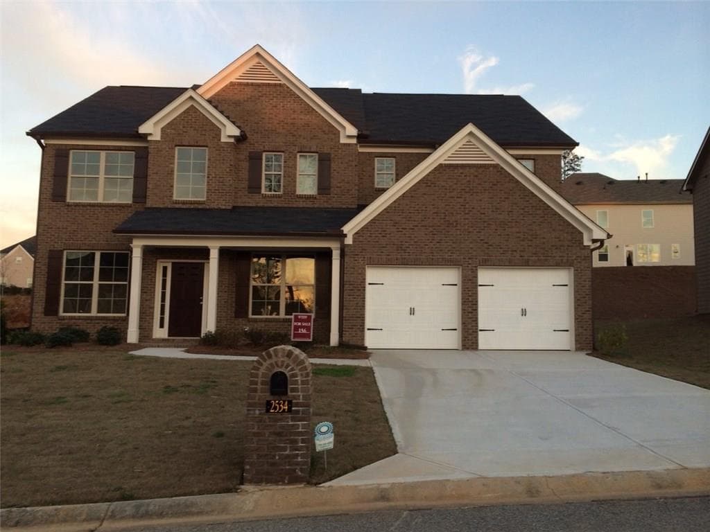 5 bedroom, 2,802 sq ft single family residence sold at 2534 St Paul Drive, Atlanta, GA 30331