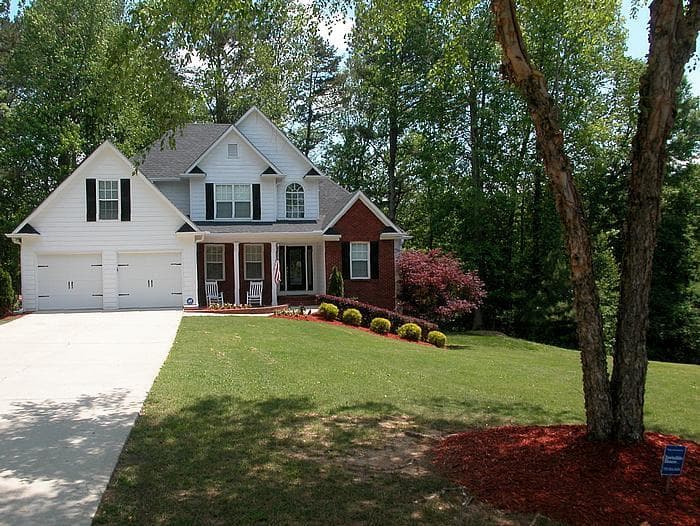3840 Rivendell Lane, Cumming, GA 30040 — most recent listing photo