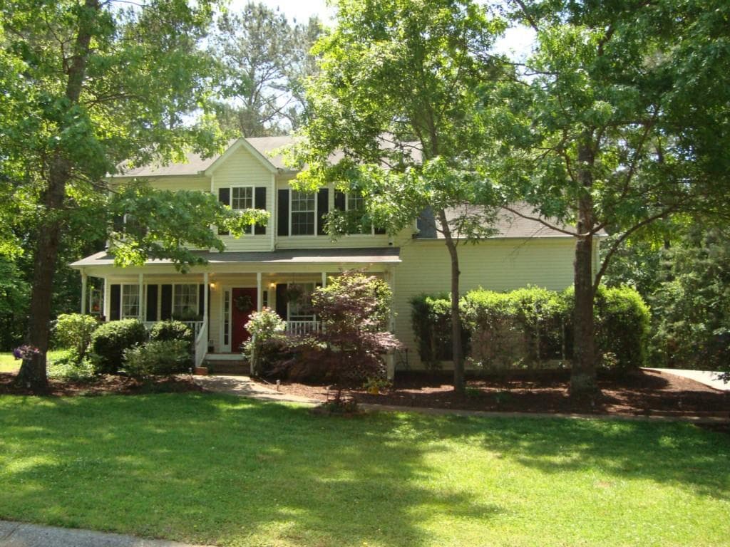 701 Robert Lane, Canton, GA 30114 — most recent listing photo