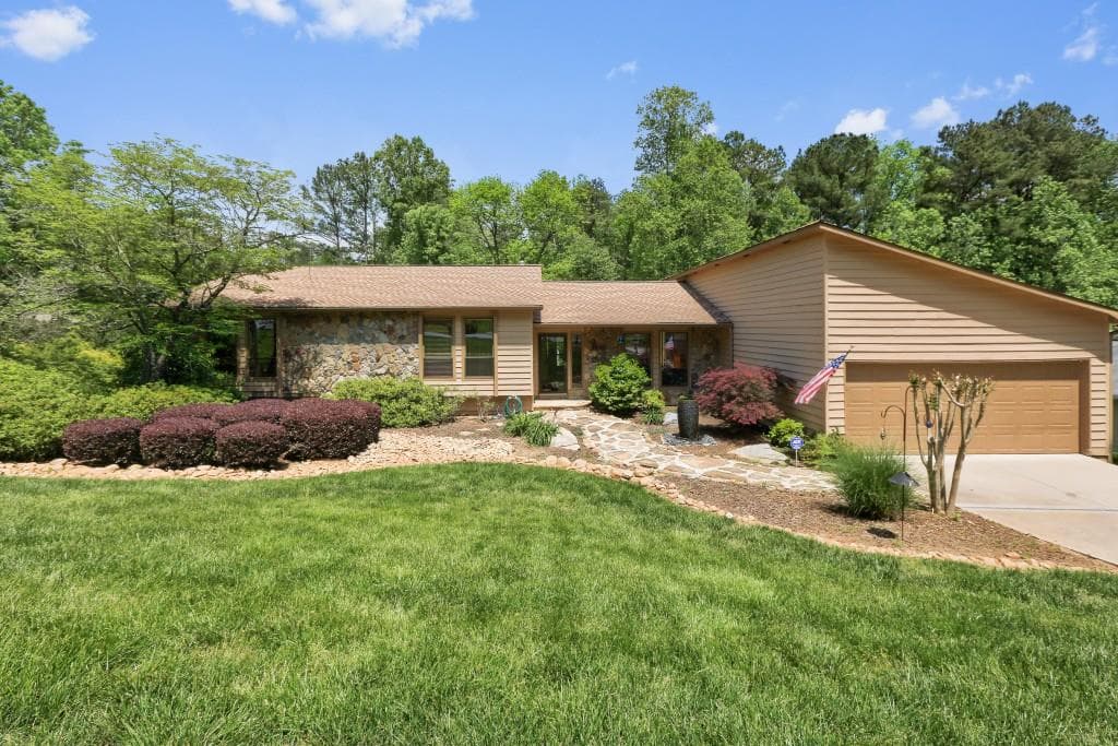 315 Briarwood Court, Marietta, GA 30068 — most recent listing photo
