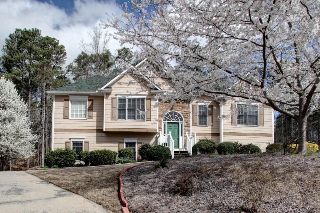 106 Brookhaven Lane, Canton, GA 30114 — most recent listing photo