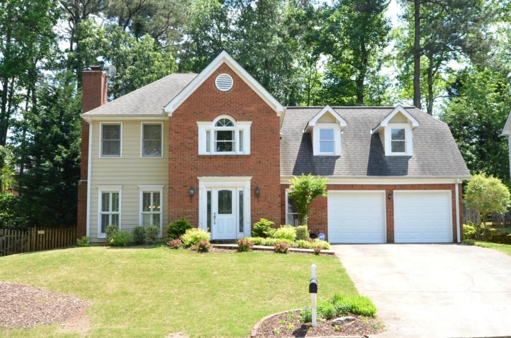 1065 Wellers Court, Roswell, GA 30076 — most recent listing photo