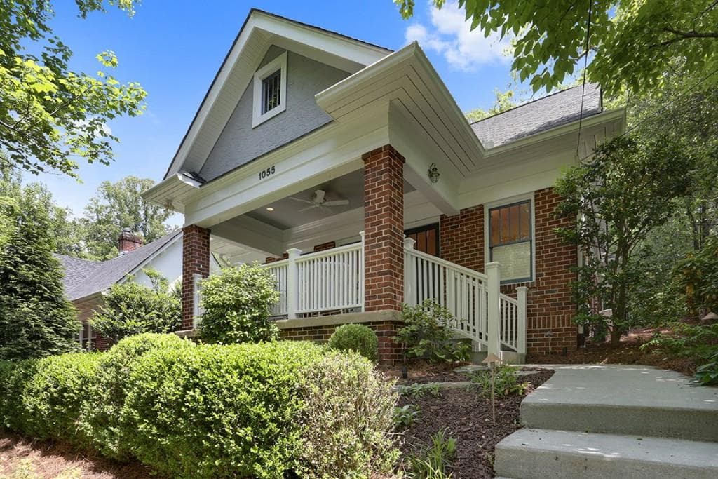 4 bedroom, 2,672 sq ft single family residence sold at 1055 Rosedale Road, Atlanta, GA 30306