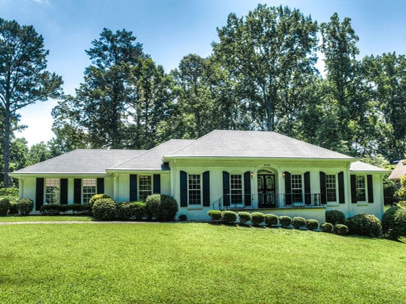 3 bedroom, 2,052 sq ft single family residence sold at 4825 High Point Road, Atlanta, GA 30342