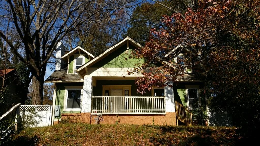 4 bedroom single family residence sold at 1443 Beecher Street, Atlanta, GA 30310