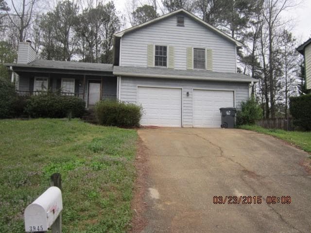 3 bedroom, 1,872 sq ft single family residence sold at 3945 Peninsula Court, Lawrenceville, GA 30044