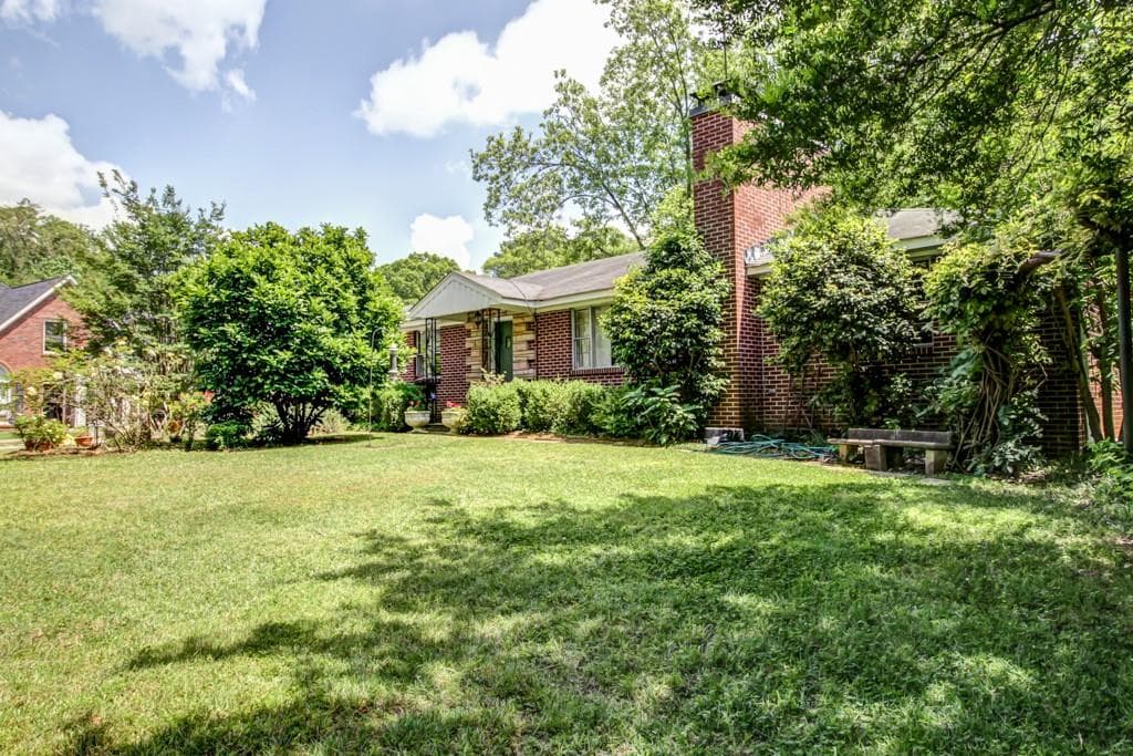 3 bedroom, 1,519 sq ft single family residence sold at 1397 Scott Boulevard, Decatur, GA 30030