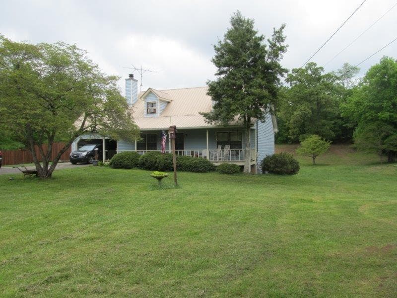 3 bedroom single family residence sold at 5122 WHITE HALL Road, Lula, GA 30554